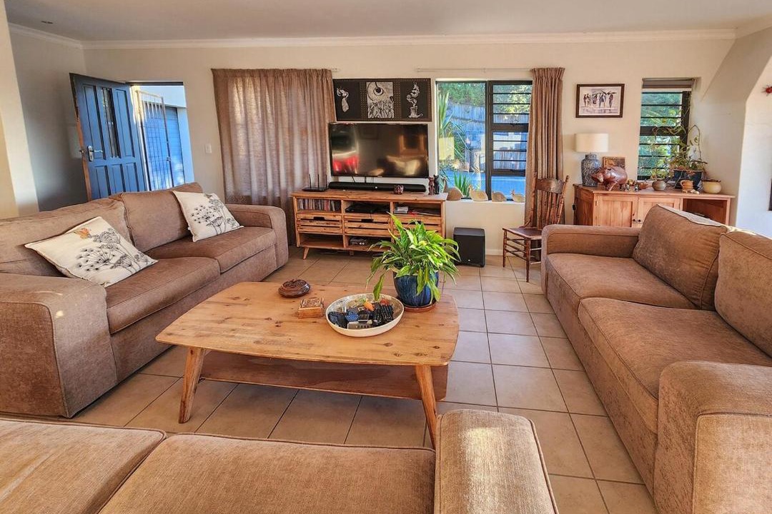 Photo of Livingroom in Knysna Heights