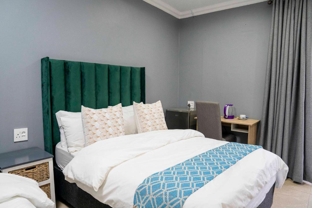 Photo of Bedroom in Milnerton