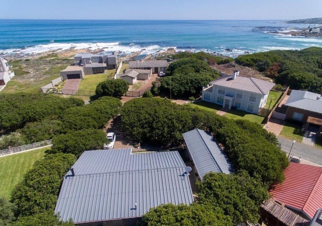 Photo of Others in Sandbaai