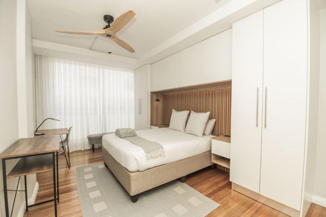 Photo of Bedroom in Pollok Beach