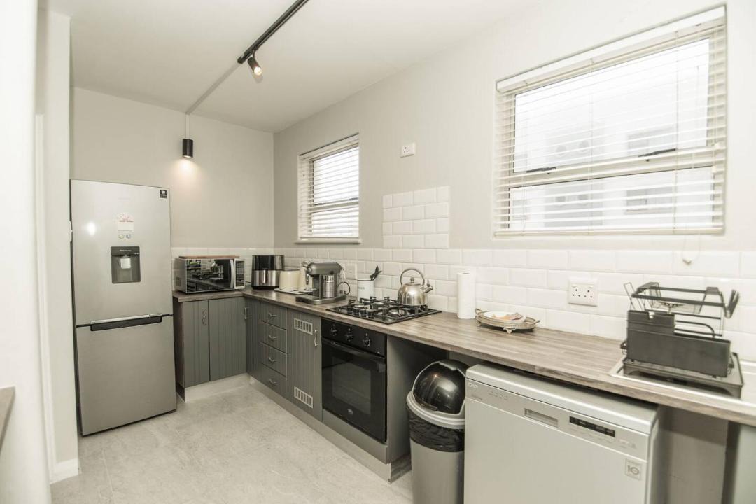 Photo of Kitchen in Pollok Beach