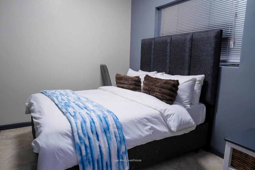 Photo of Bedroom in Milnerton