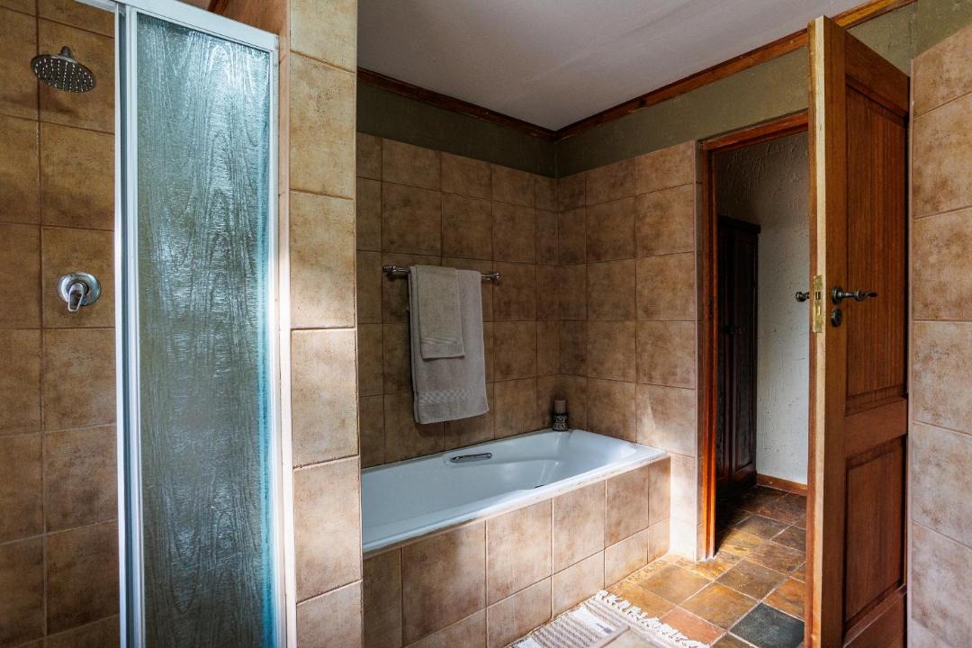 Photo of Bathroom in Letsemeng