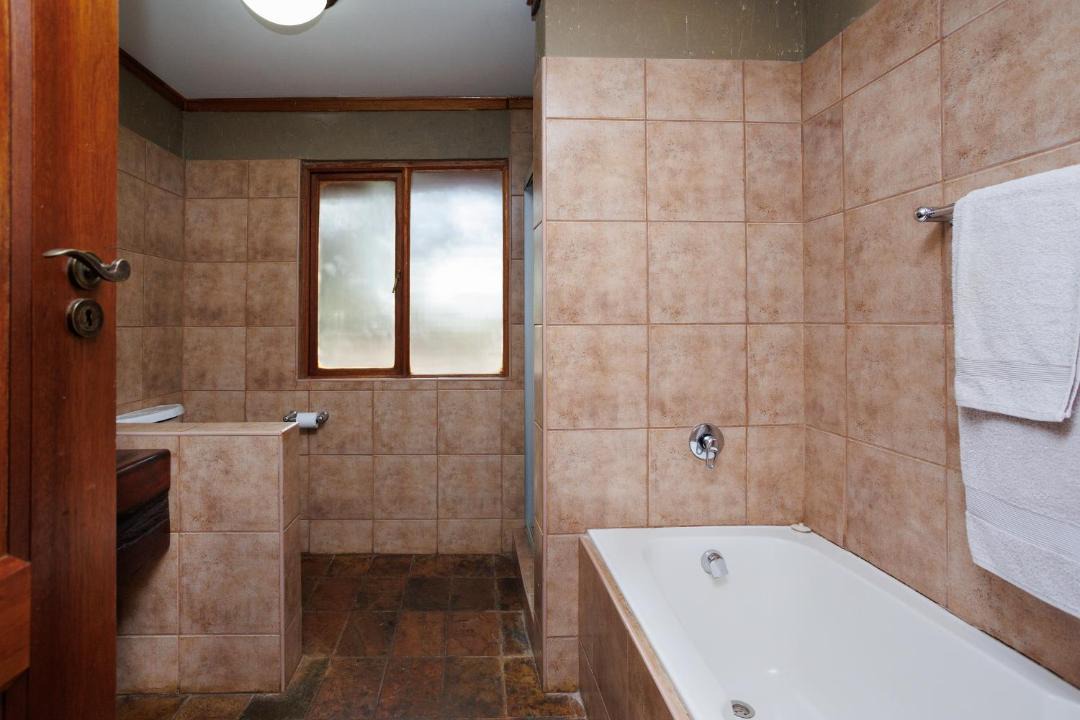 Photo of Bathroom in Letsemeng