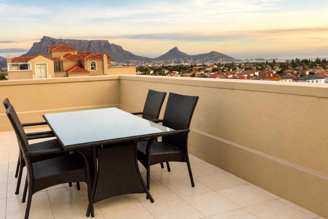 Photo of Patio Balcony in Century City