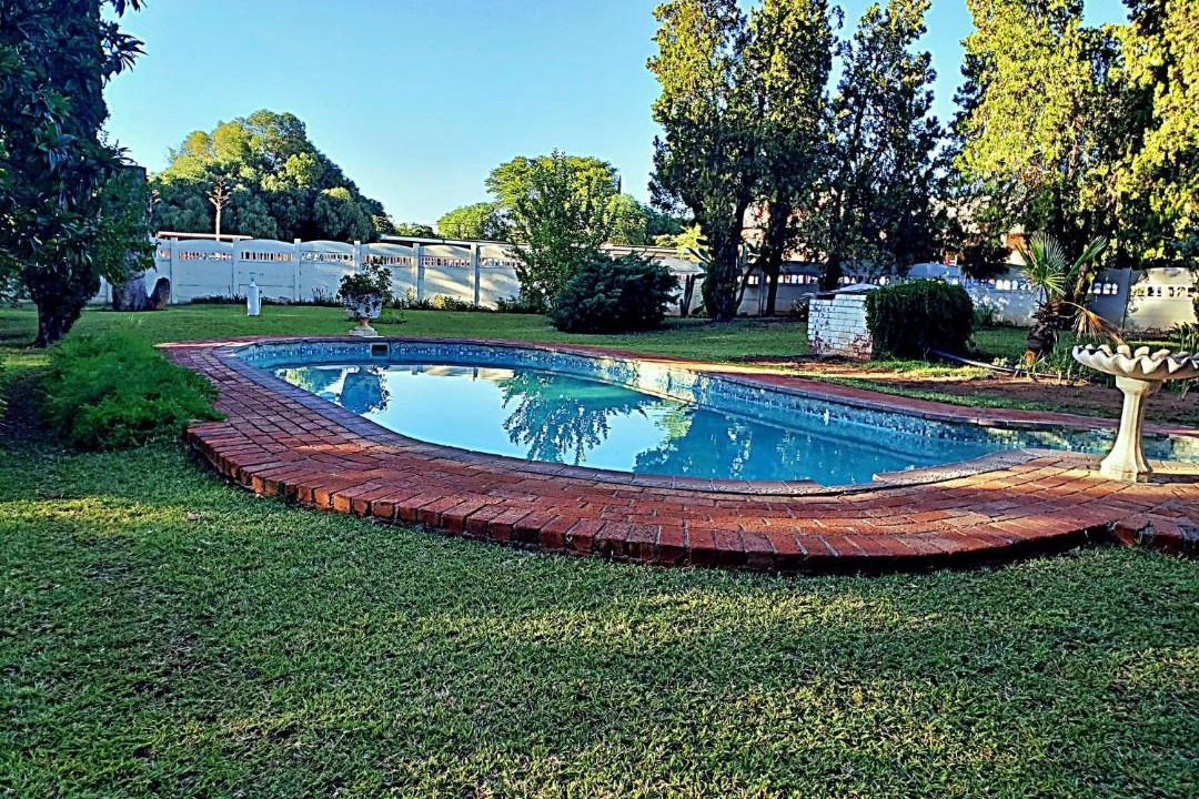 Photo of Others in Jan Kempdorp