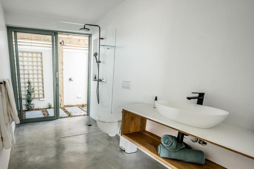 Photo of Others in Paternoster