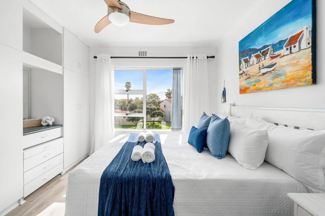 Photo of Bedroom in Elgin