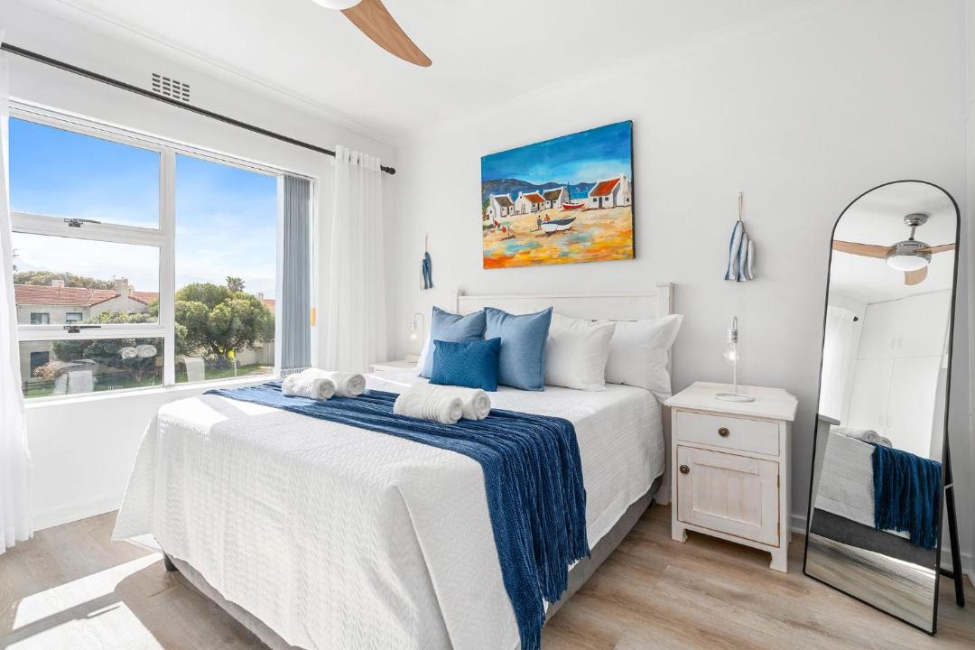 Photo of Bedroom in Elgin