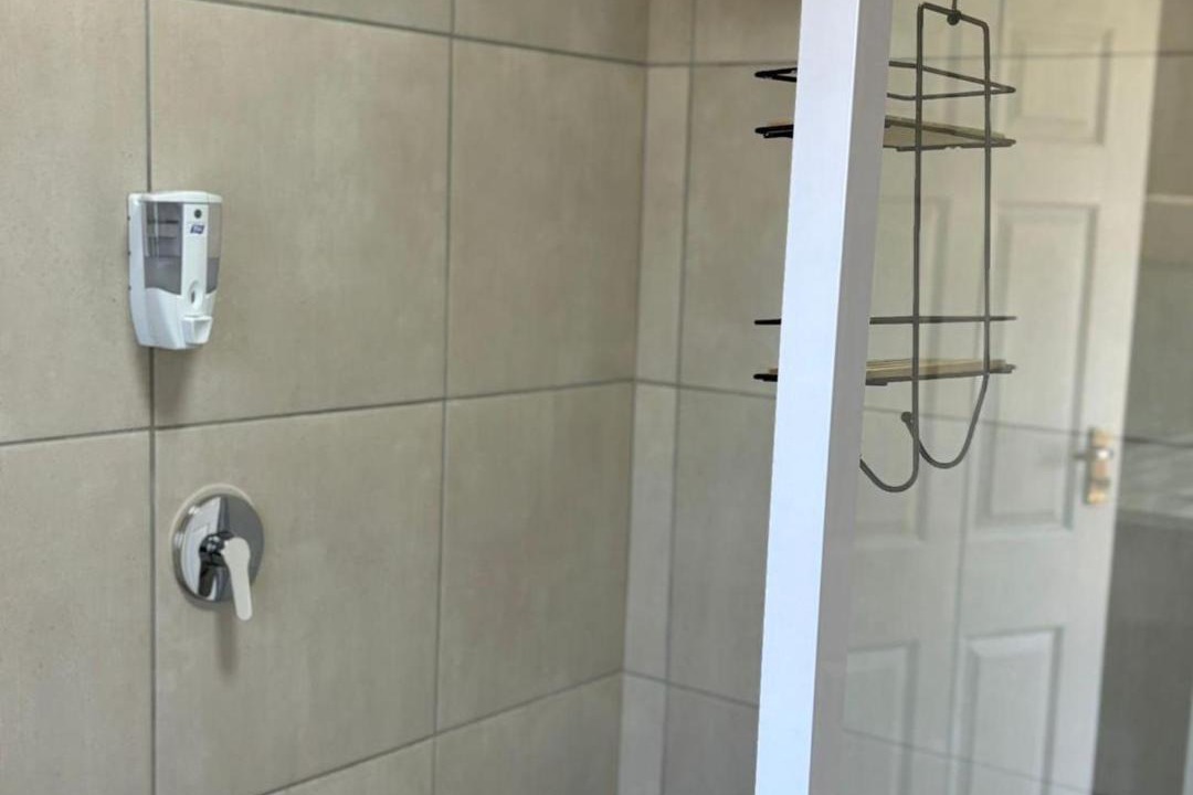 Photo of Bathroom in Fichardt Park