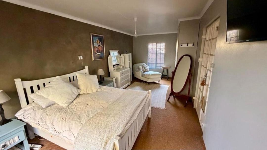 Photo of Bedroom in Rooihuiskraal