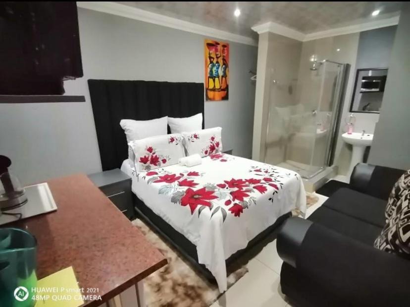 Photo of Bedroom in Soshanguve