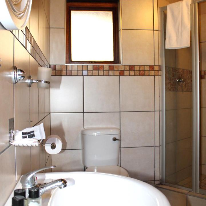 Photo of Bathroom in Muckleneuk