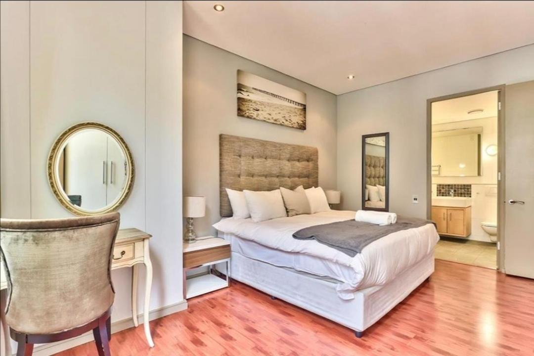 Photo of Bedroom in Westlake
