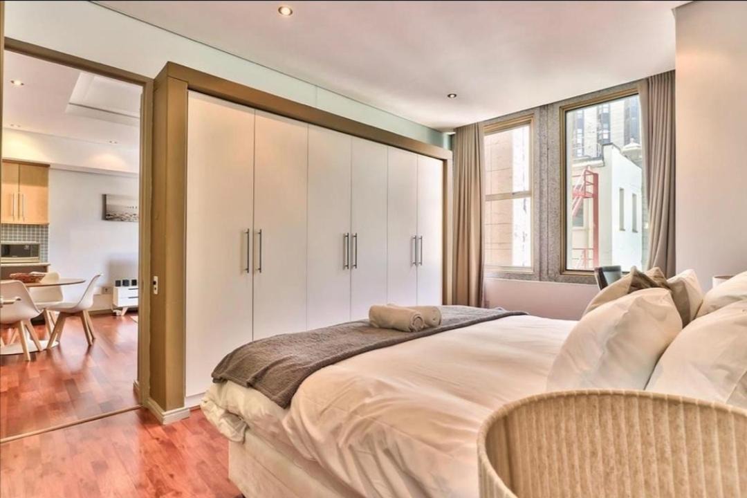Photo of Bedroom in Westlake