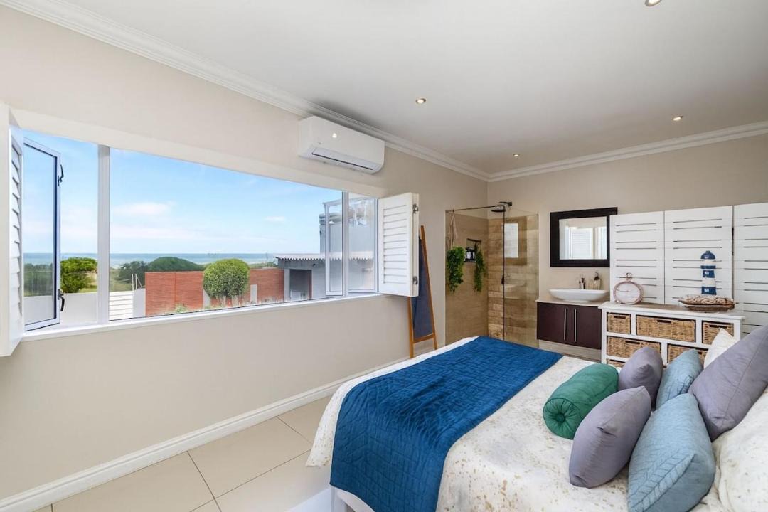 Photo of Bedroom in Bluewater Bay