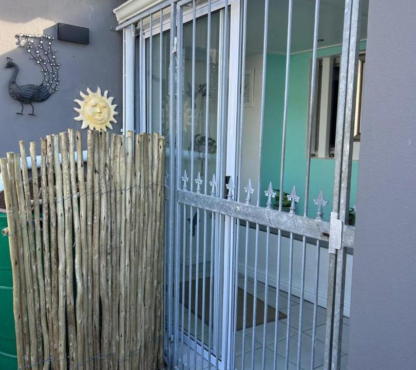 Photo of Patio Balcony in Redhill