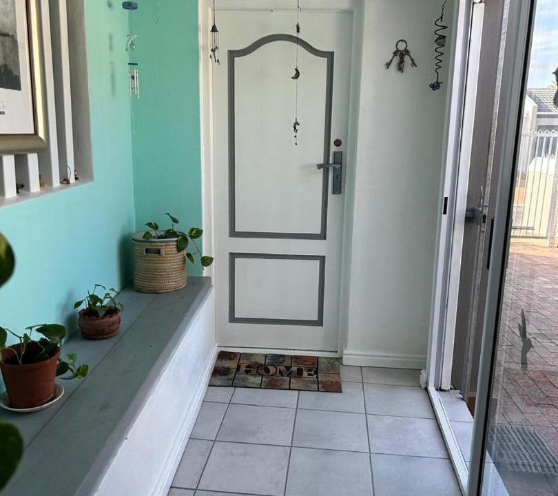 Photo of Patio Balcony in Redhill