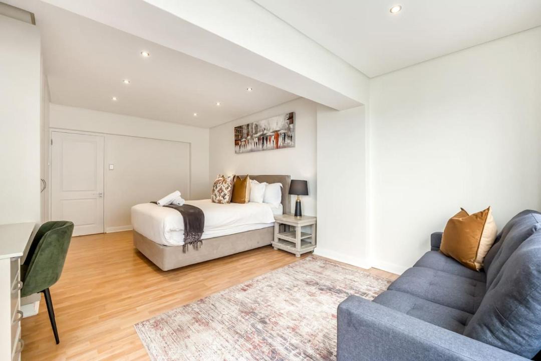 Photo of Bedroom in Three Anchor Bay