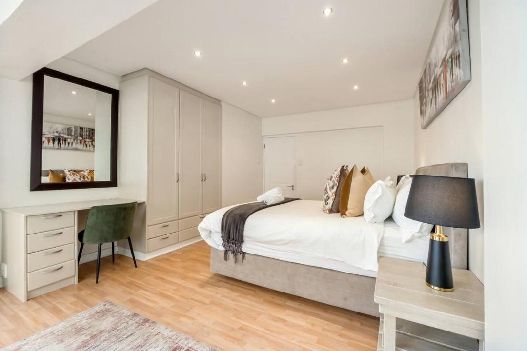 Photo of Bedroom in Three Anchor Bay