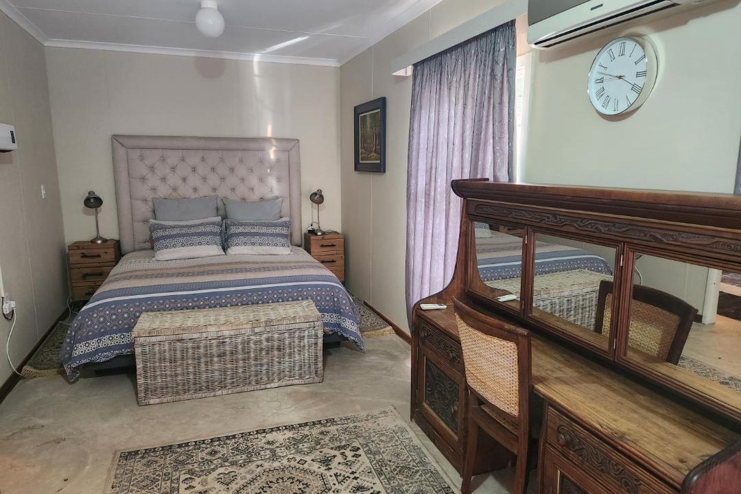 Photo of Bedroom in Uniondale