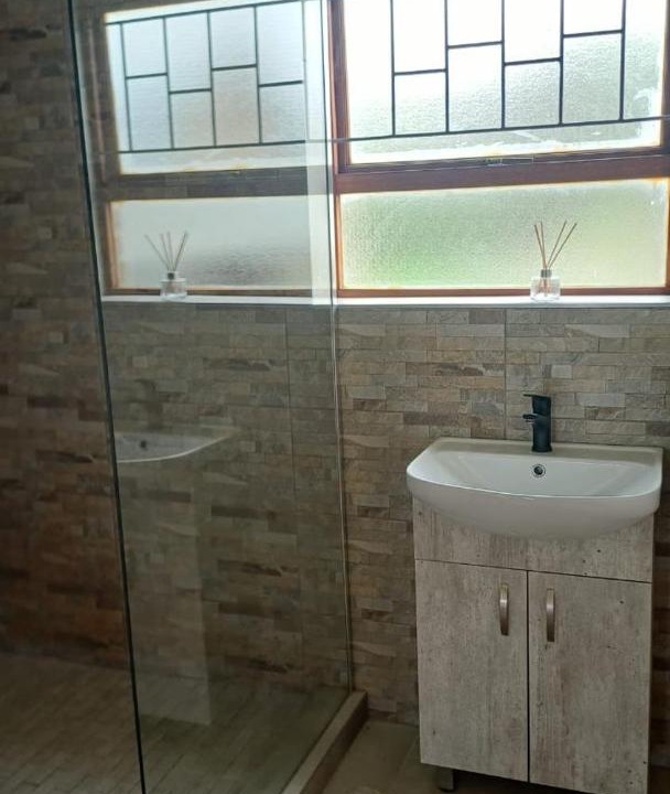 Photo of Bathroom in Hartenbos