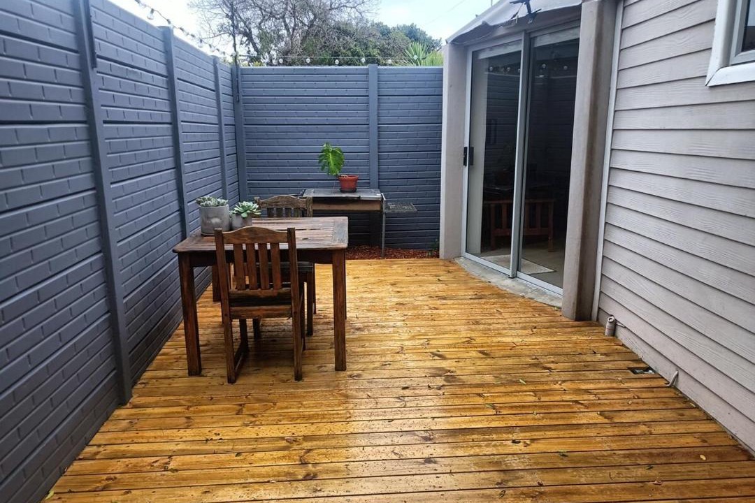 Photo of Patio Balcony in Sandbaai