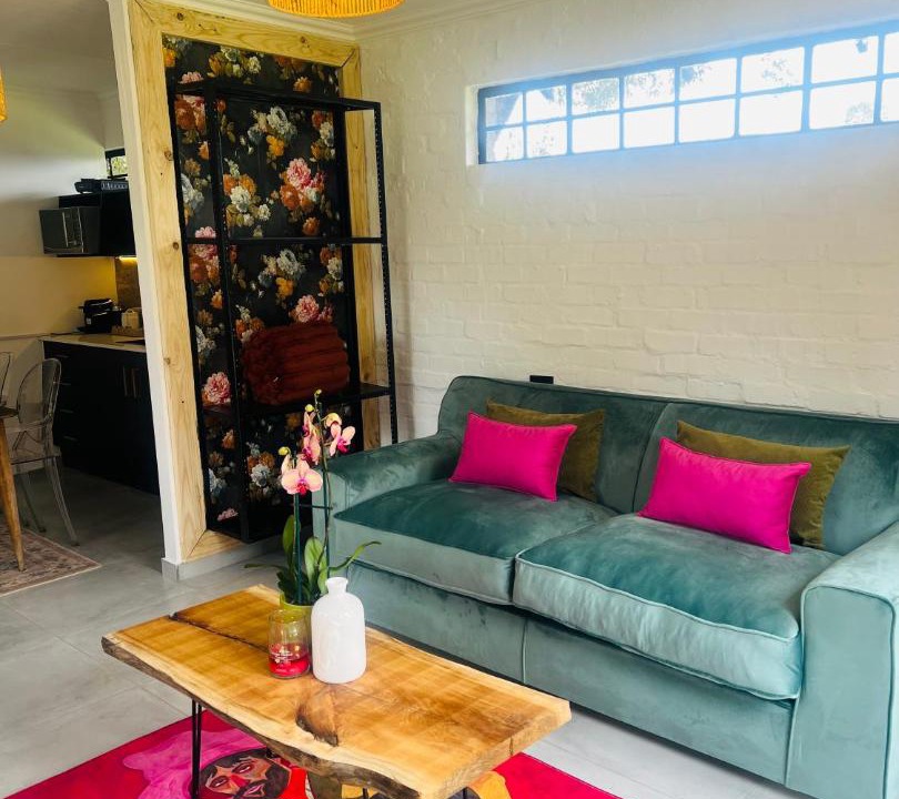 Photo of Livingroom in Emalahleni