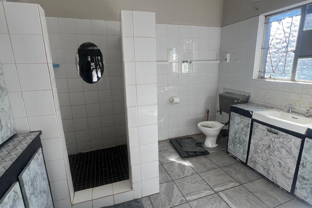 Photo of Bathroom in Mokopane