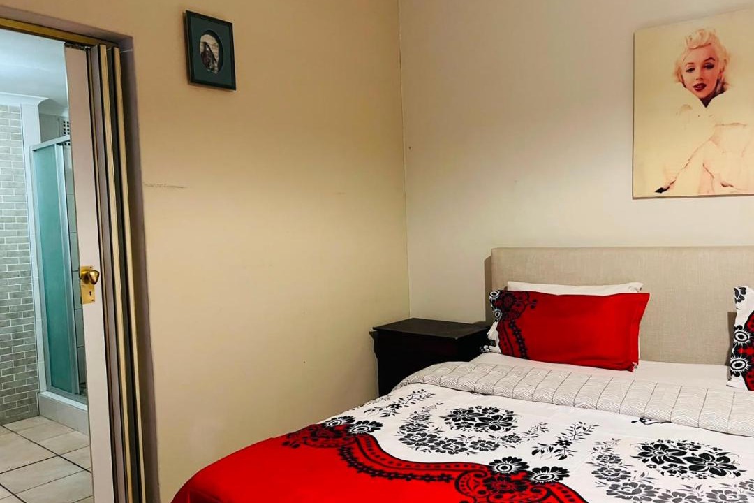 Photo of Bedroom in Goodwood