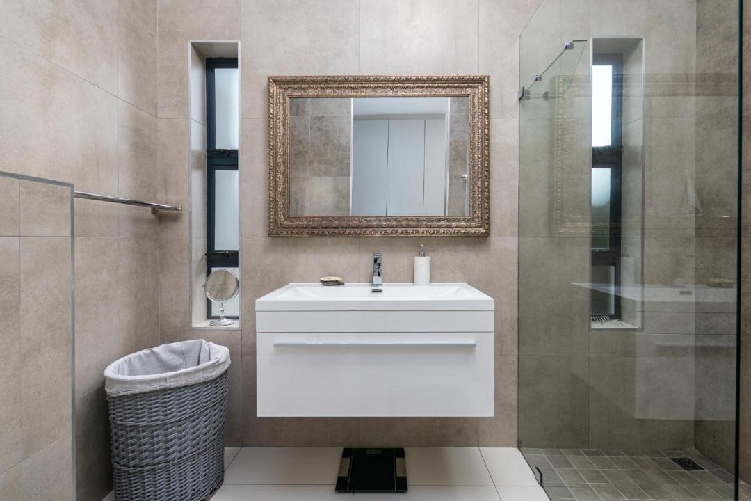 Photo of Bathroom in Bloubergstrand