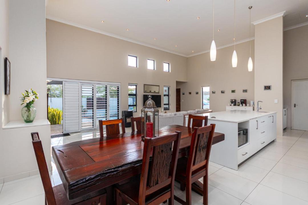 Photo of Kitchen in Bloubergstrand
