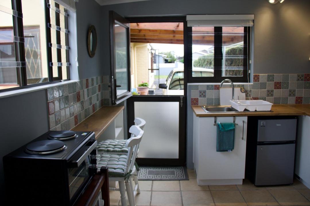 Photo of Kitchen in Redhill