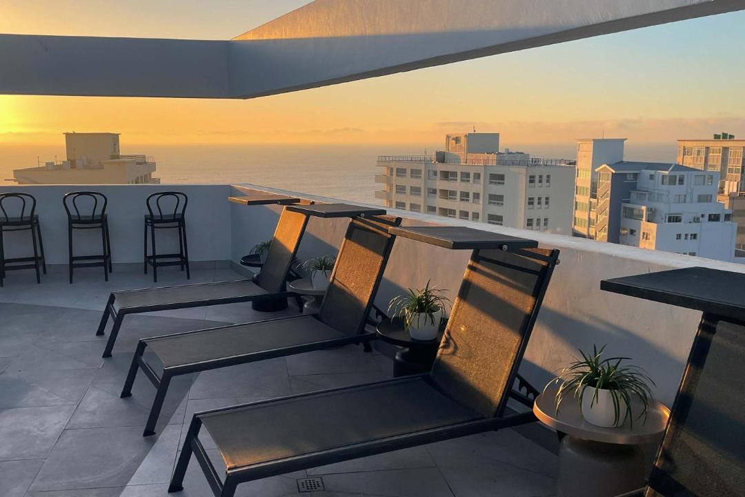 Photo of Patio Balcony in Three Anchor Bay