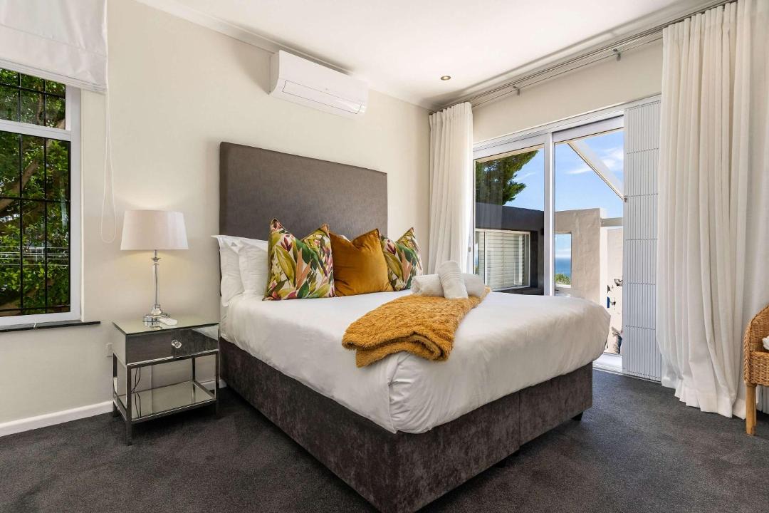 Photo of Bedroom in Camps Bay