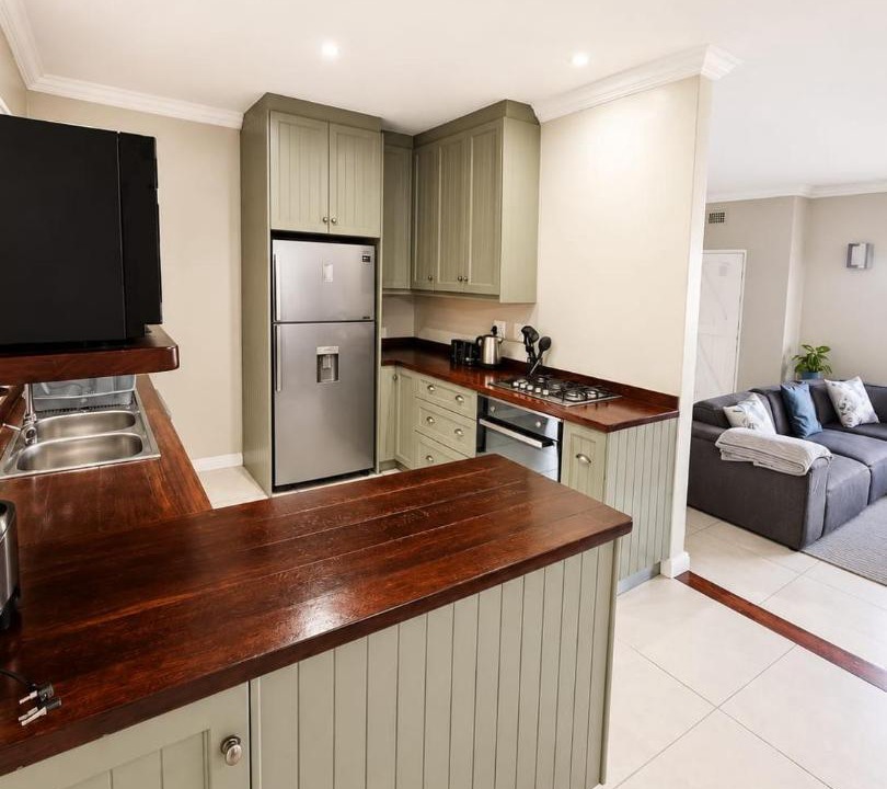 Photo of Kitchen in Somerset West