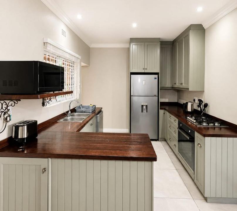 Photo of Kitchen in Somerset West