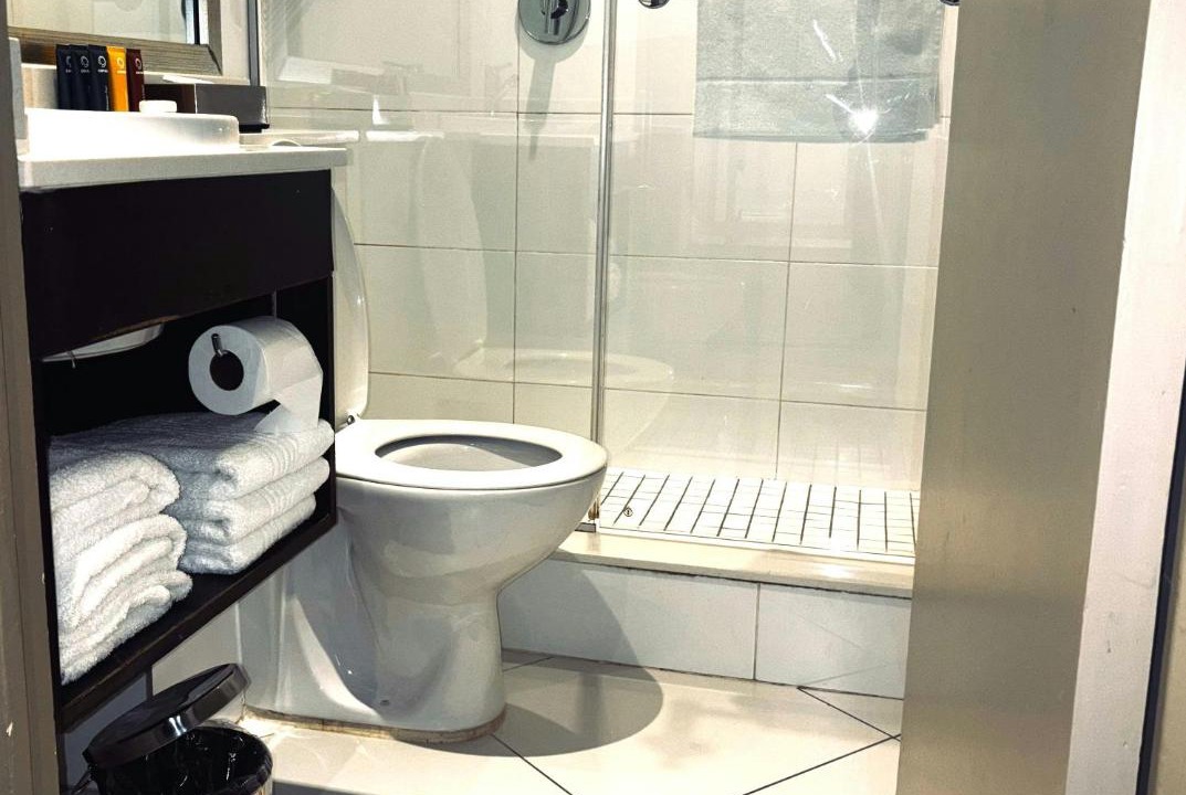 Photo of Bathroom in Cape Town City Centre