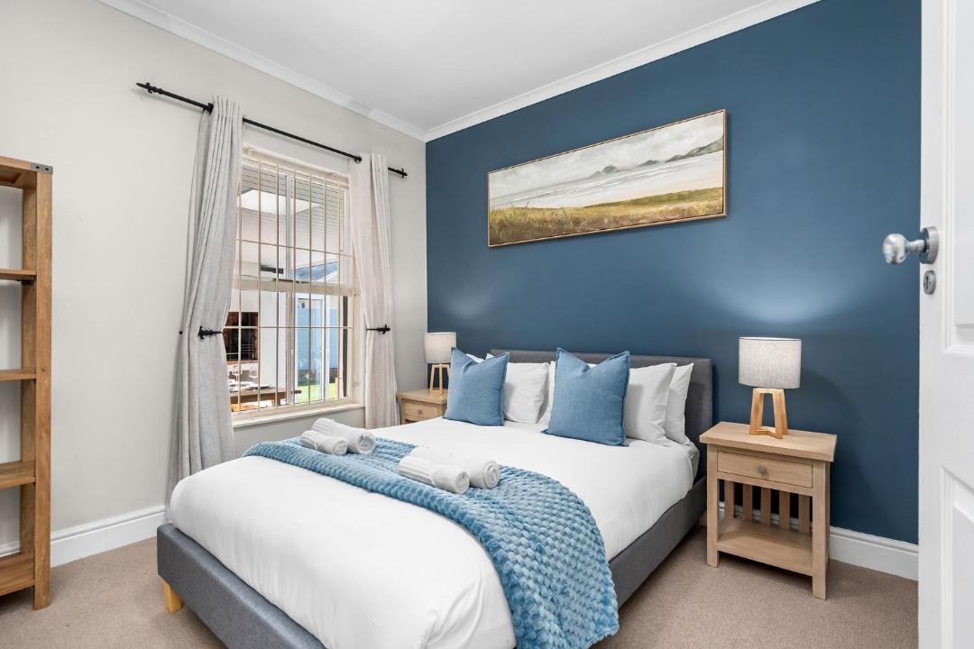 Photo of Bedroom in Rondebosch