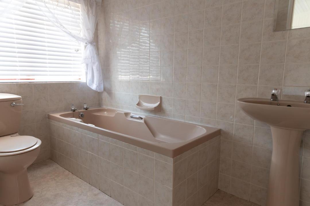 Photo of Bathroom in Heldervue