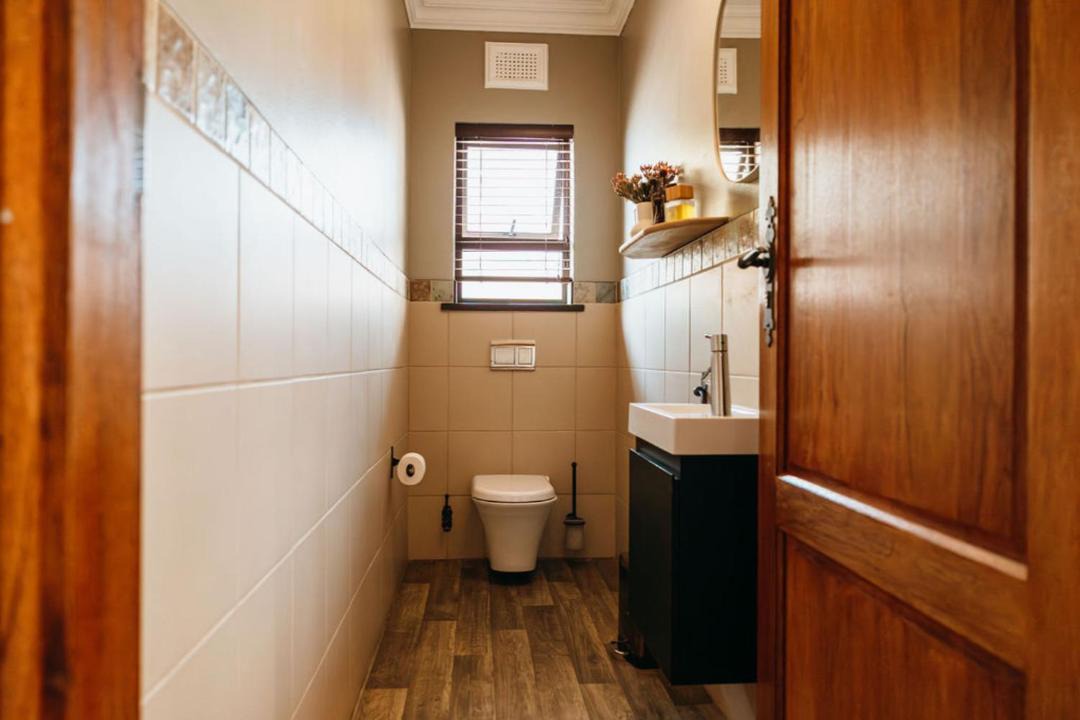 Photo of Bathroom in Cathkin Park