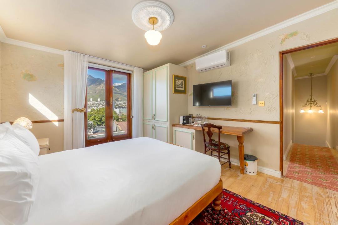 Photo of Bedroom in Bo'Kaap