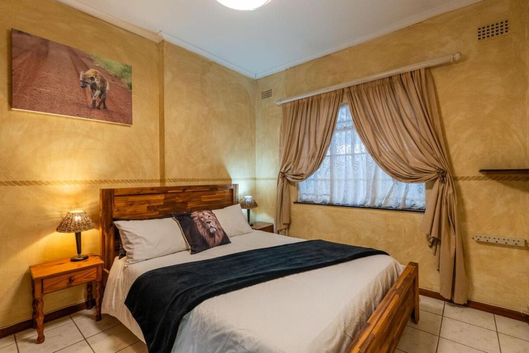 Photo of Bedroom in Somerset West
