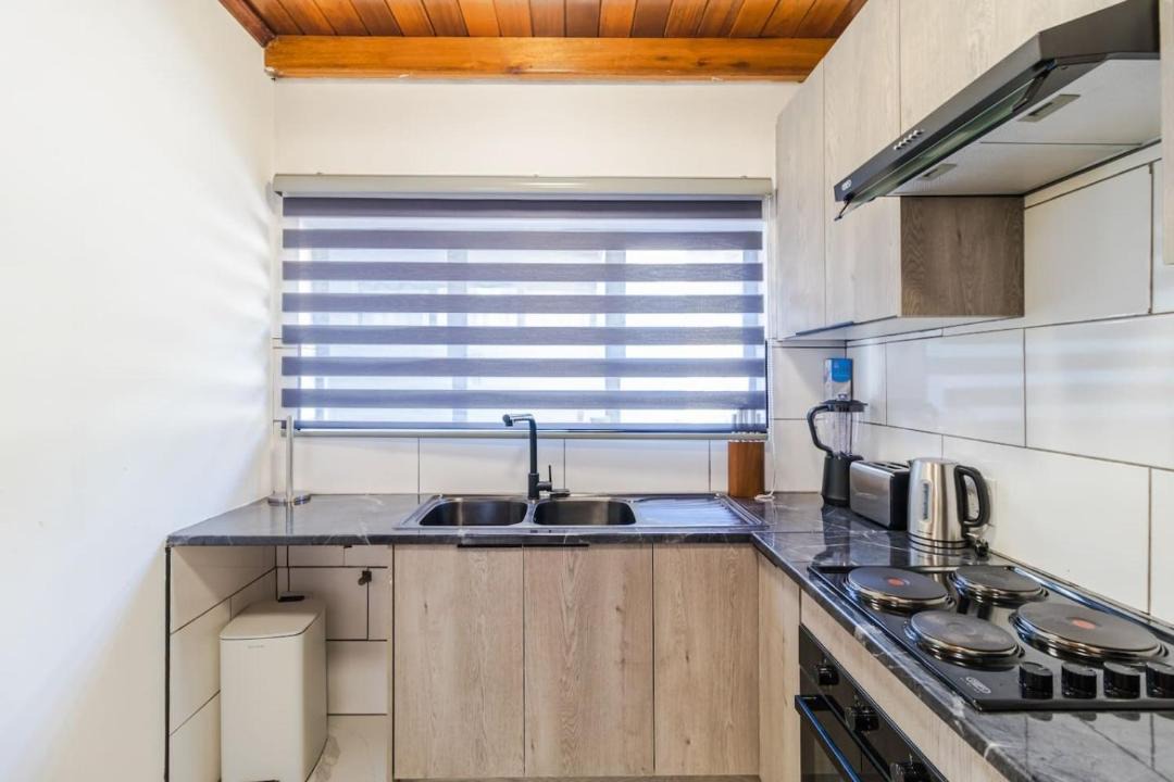 Photo of Kitchen in Greater Johannesburg Metropolitan Area