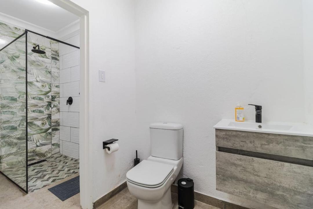Photo of Bathroom in Greater Johannesburg Metropolitan Area