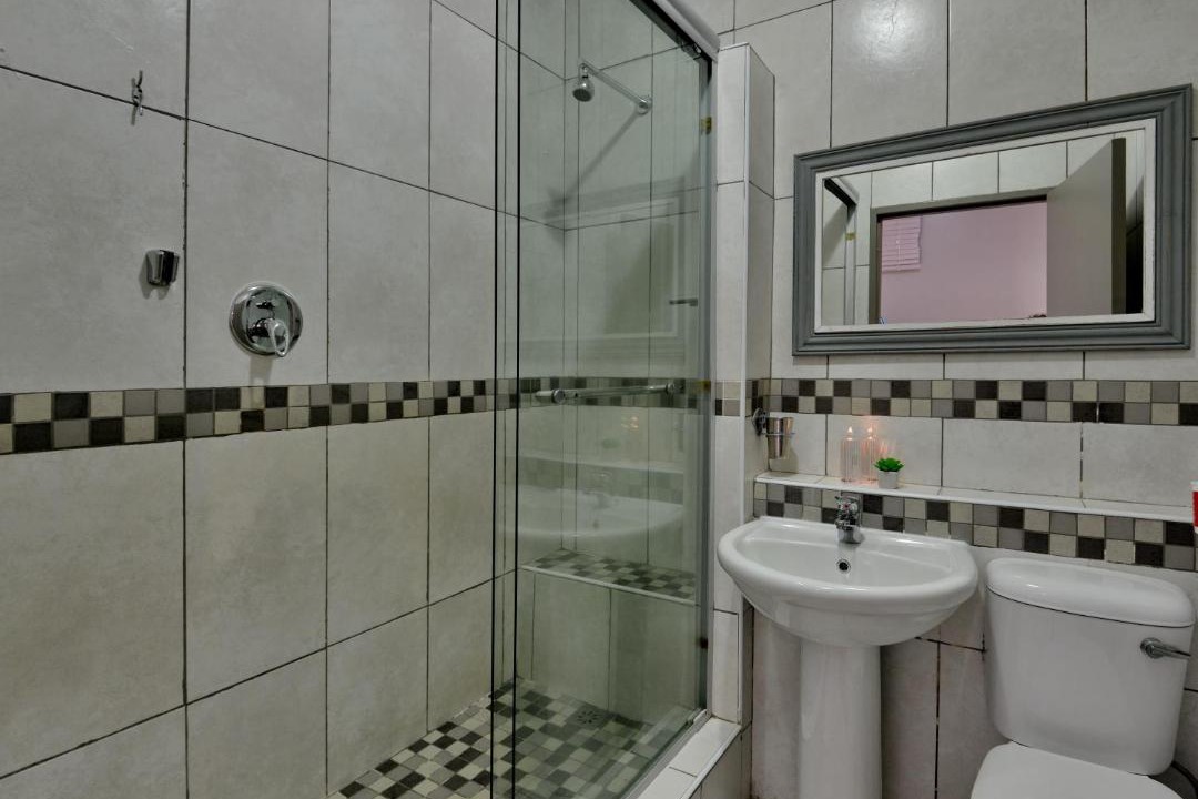 Photo of Bathroom in Margate Beach