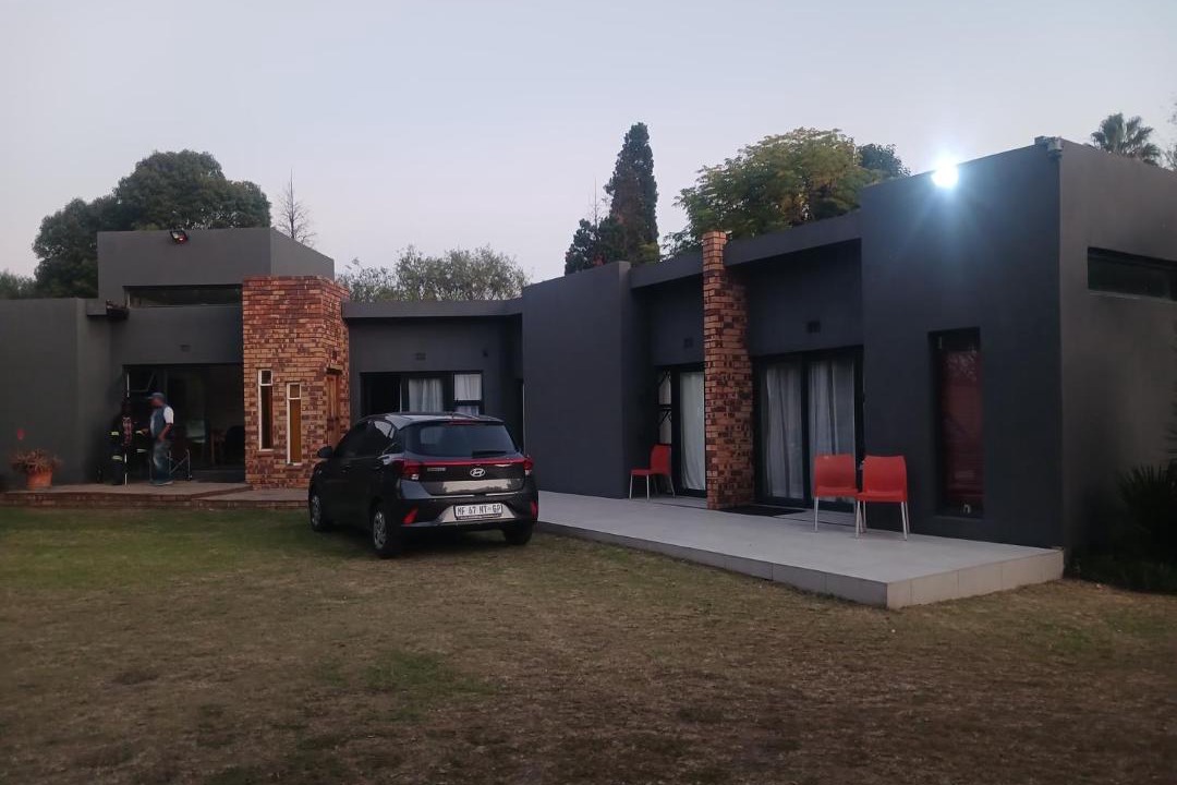 Photo of Others in Alberton