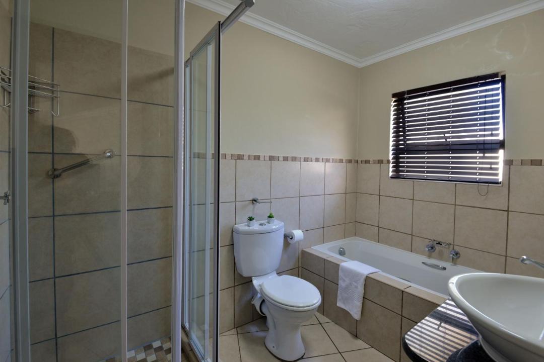 Photo of Bathroom in Uvongo