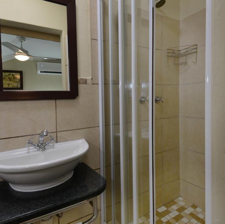 Photo of Bathroom in Uvongo