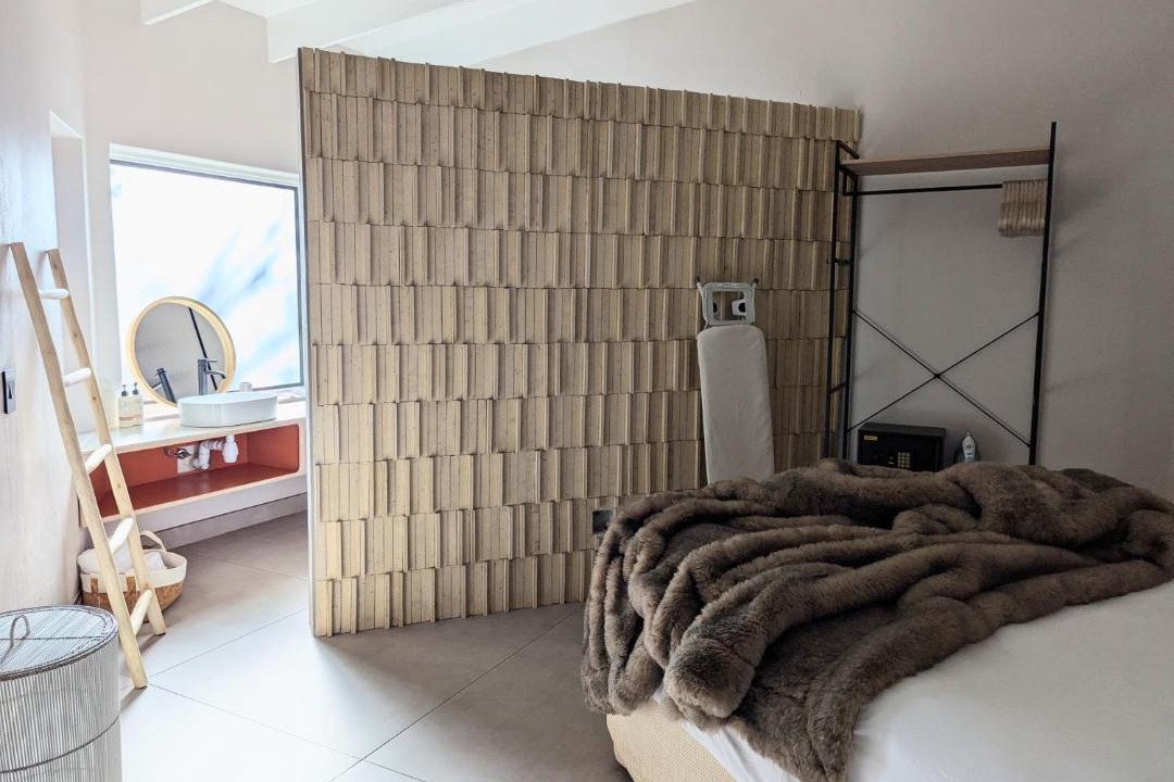 Photo of Bedroom in Menlo Park